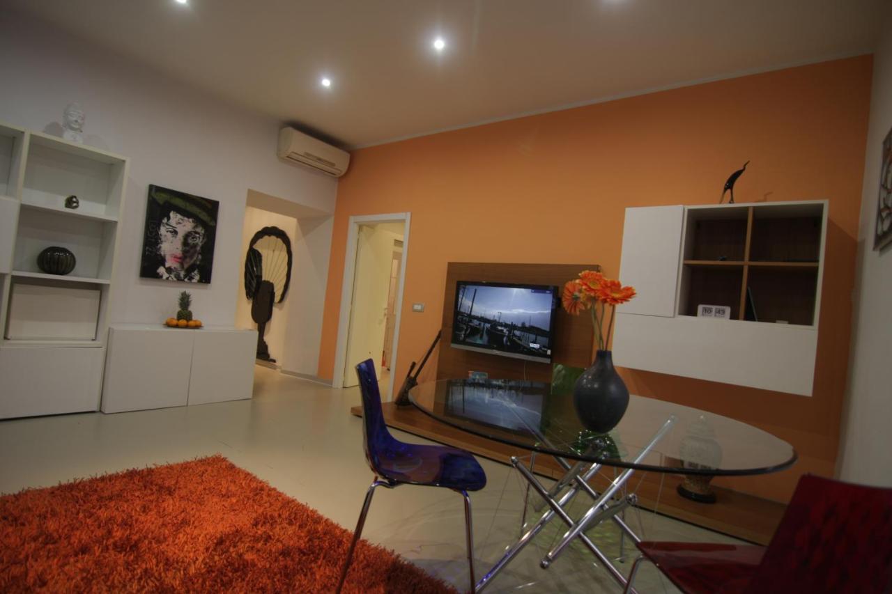 Casa Cavallotti - Modern Apartment Between Train Station And Port Чивитавекия Екстериор снимка